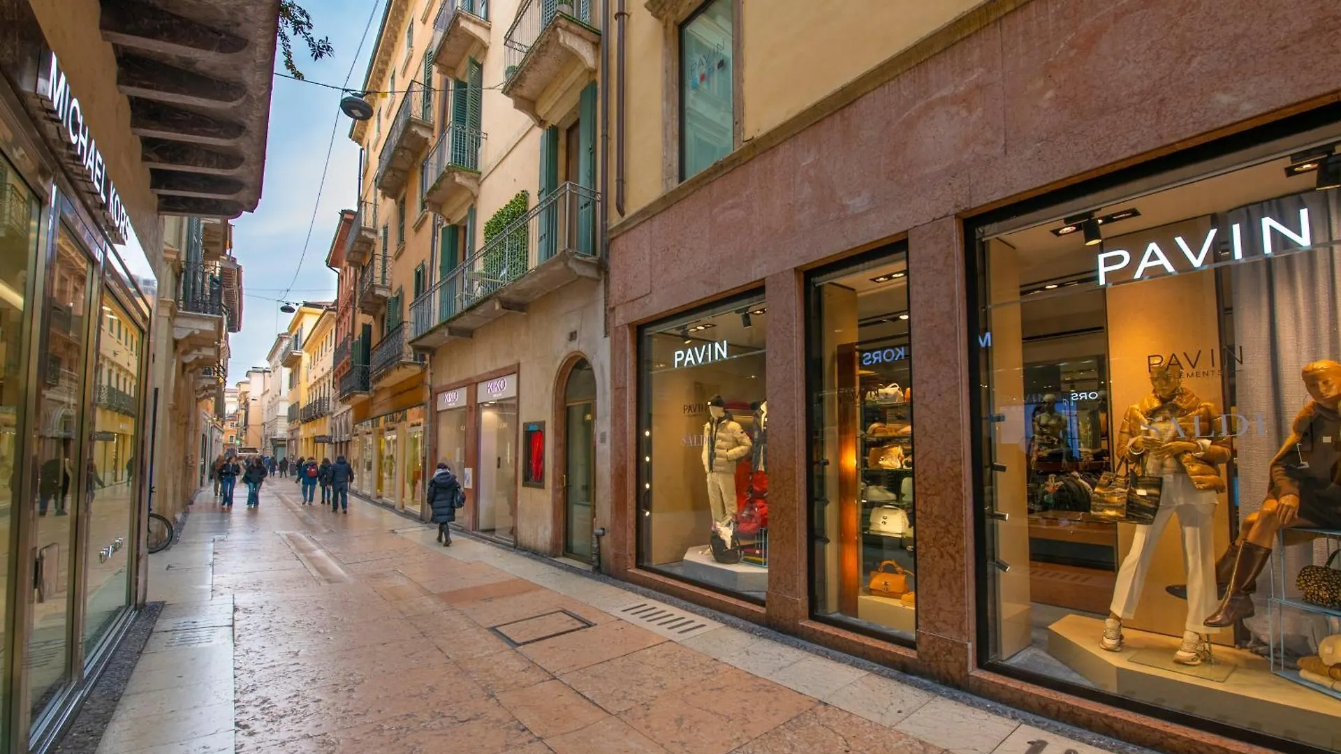 Palace Home Mazzini Verona Penzion