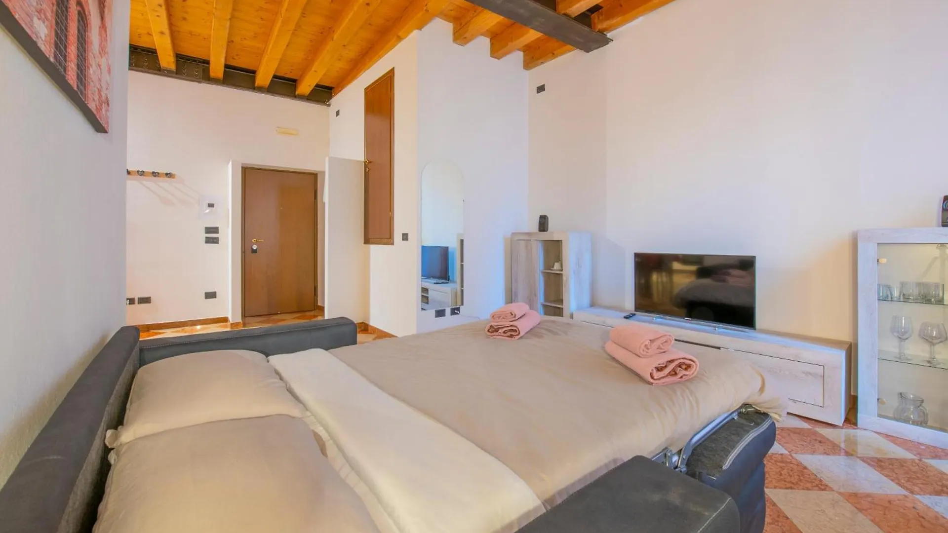 Palace Home Mazzini Verona Italy